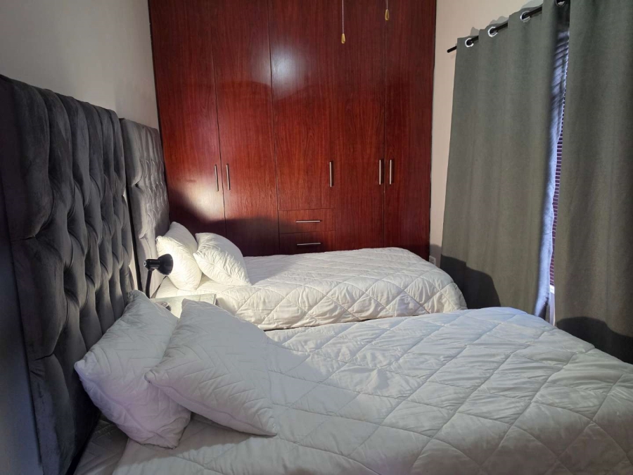 To Let 2 Bedroom Property for Rent in Rhodesdene Northern Cape